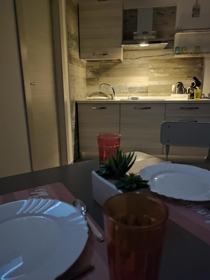 Casetta Al Vomero Naples Luaran gambar